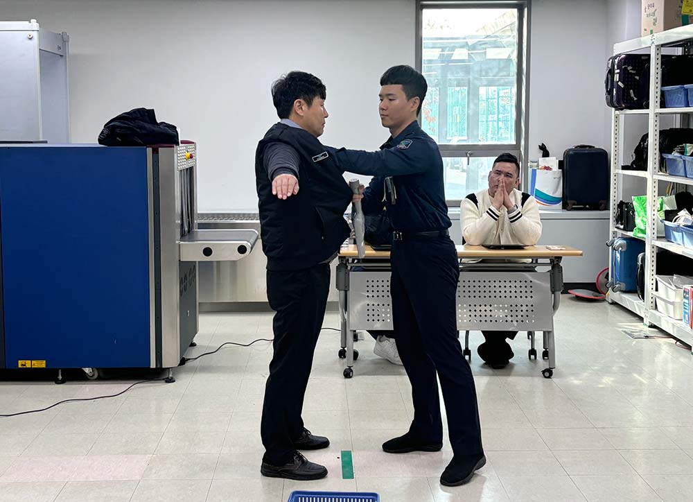 꼼꼼하고, 신속하고, 정확하게 꼼꼼하고, 신속하고, 정확하게