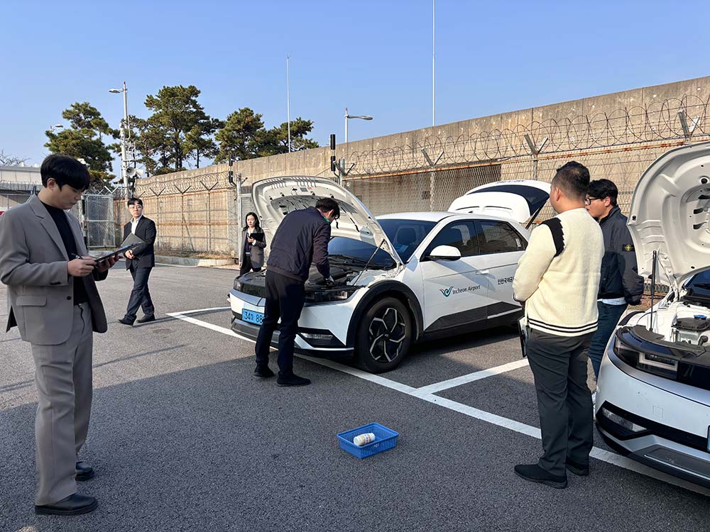 꼼꼼하고, 신속하고, 정확하게 꼼꼼하고, 신속하고, 정확하게